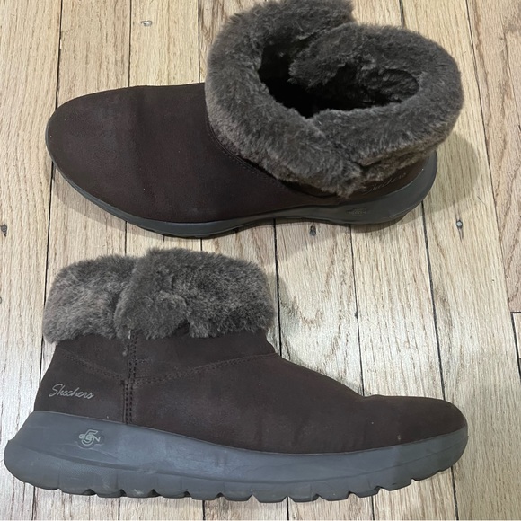 Sketchers On the Go Joy Boot: women’s size 9 Brown - Picture 9 of 12